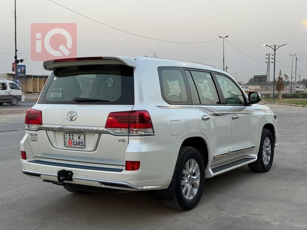 تويوتا لاندكروزر